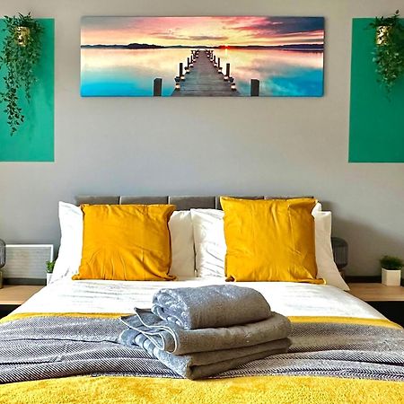 Watford Serviced Apartment, Free Parking, City Centre Экстерьер фото