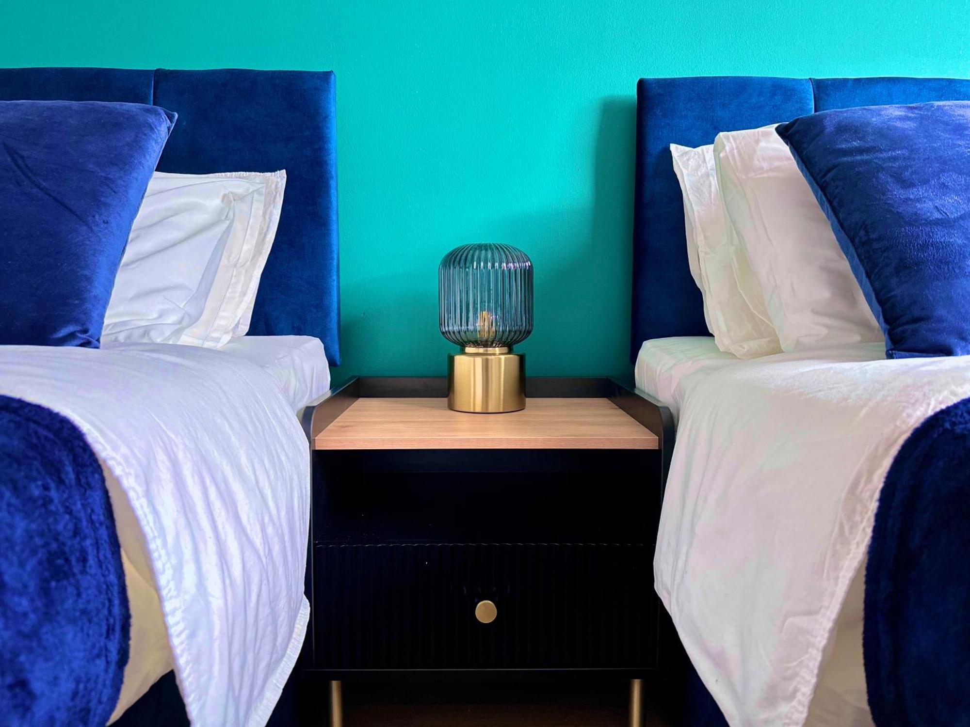 Watford Serviced Apartment, Free Parking, City Centre Экстерьер фото